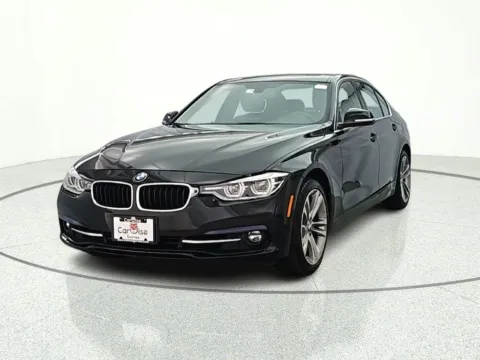 Photos of 2018 BMW 3 Series 330i xDrive for sale in Gurnee, IL at CarWise Gurnee