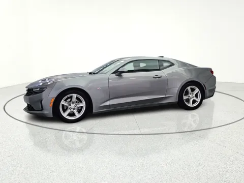 Another view of 2023 Chevrolet Camaro 1LT for sale in Gurnee, IL at CarWise Gurnee