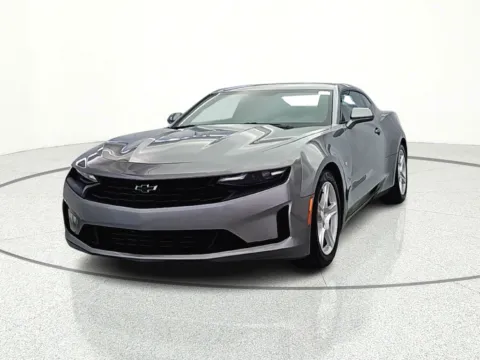 Photos of 2023 Chevrolet Camaro 1LT for sale in Gurnee, IL at CarWise Gurnee