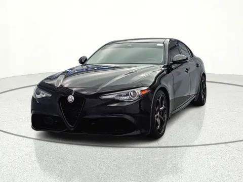 Photos of 2019 Alfa Romeo Giulia Ti Sport for sale in Gurnee, IL at CarWise Gurnee