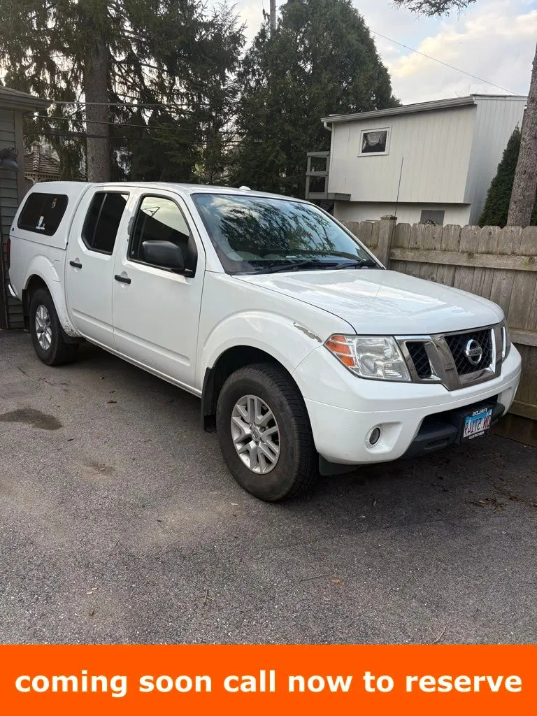 2018 Nissan Frontier 4.0 SV Crew Cab 4X4 AT SWB's photo