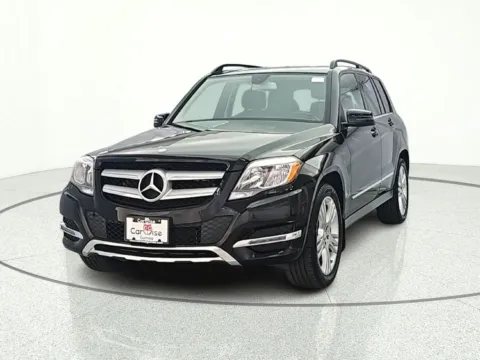 Photos of 2014 Mercedes-Benz GLK 350 for sale in Gurnee, IL at CarWise Gurnee