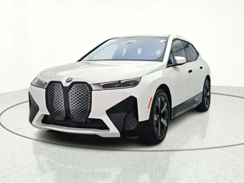 Photos of 2022 BMW iX xDrive50 for sale in Gurnee, IL at CarWise Gurnee