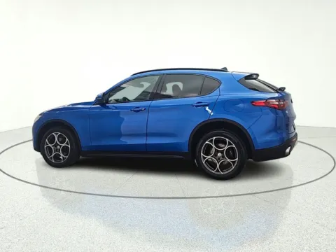 More photos of 2018 Alfa Romeo Stelvio Ti at CarWise Gurnee, IL