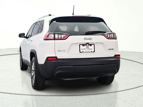 More photos of 2020 Jeep Cherokee Latitude Plus at CarWise Gurnee, IL