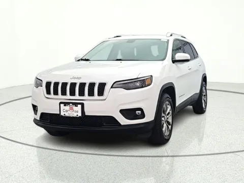 Photos of 2020 Jeep Cherokee Latitude Plus for sale in Gurnee, IL at CarWise Gurnee
