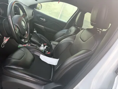 Another view of 2020 Jeep Cherokee Latitude Plus for sale in Gurnee, IL at CarWise Gurnee