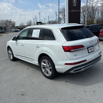 Photos of 2023 Audi Q7 55 Premium Plus for sale in Gurnee, IL at CarWise Gurnee
