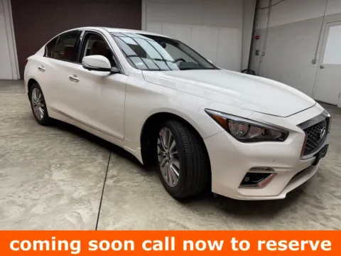 White 2023 INFINITI Q50 LUXE for sale in Gurnee, IL