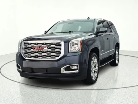 Photos of 2019 GMC Yukon Denali for sale in Gurnee, IL at CarWise Gurnee