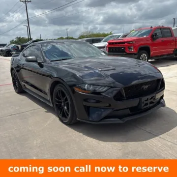 Black 2019 Ford Mustang EcoBoost for sale in Gurnee, IL