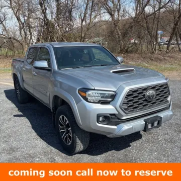 Silver 2020 Toyota Tacoma TRD Sport for sale in Gurnee, IL