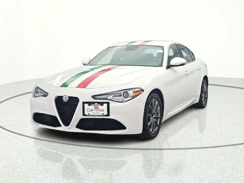 Photos of 2019 Alfa Romeo Giulia for sale in Gurnee, IL at CarWise Gurnee
