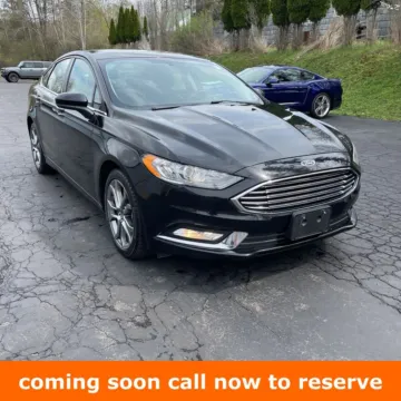 Black 2017 Ford Fusion SE for sale in Gurnee, IL