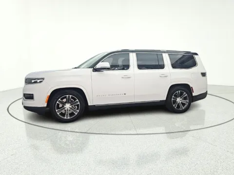 Another view of 2022 Jeep Grand Wagoneer Series I for sale in Gurnee, IL at CarWise Gurnee