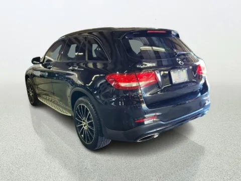 More photos of 2019 Mercedes-Benz GLC 300 at CarWise Gurnee, IL