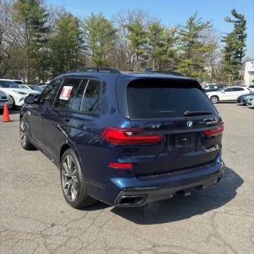 Photos of 2021 BMW X7 M50i for sale in Gurnee, IL at CarWise Gurnee