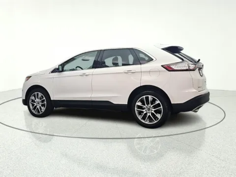 More photos of 2017 Ford Edge Titanium at CarWise Gurnee, IL