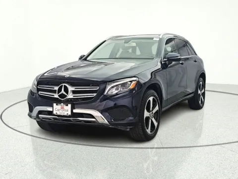 Photos of 2019 Mercedes-Benz GLC 350e for sale in Gurnee, IL at CarWise Gurnee