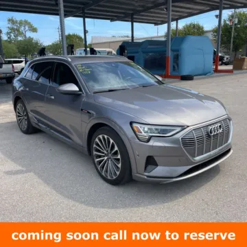 Gray 2019 Audi e-tron Prestige for sale in Gurnee, IL