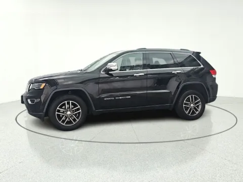 Another view of 2017 Jeep Grand Cherokee Limited for sale in Gurnee, IL at CarWise Gurnee