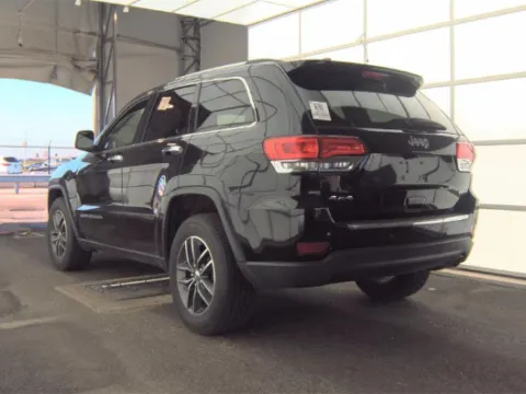 Photos of 2017 Jeep Grand Cherokee Limited for sale in Gurnee, IL at CarWise Gurnee