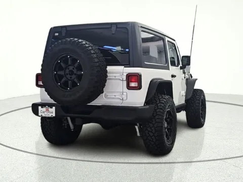 More photos of 2020 Jeep Wrangler Sport S at CarWise Gurnee, IL