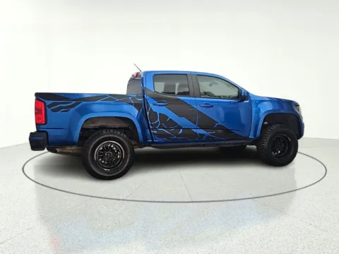 Another view of 2021 Chevrolet Colorado LT for sale in Gurnee, IL at CarWise Gurnee