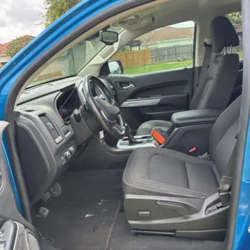Another view of 2021 Chevrolet Colorado LT for sale in Gurnee, IL at CarWise Gurnee