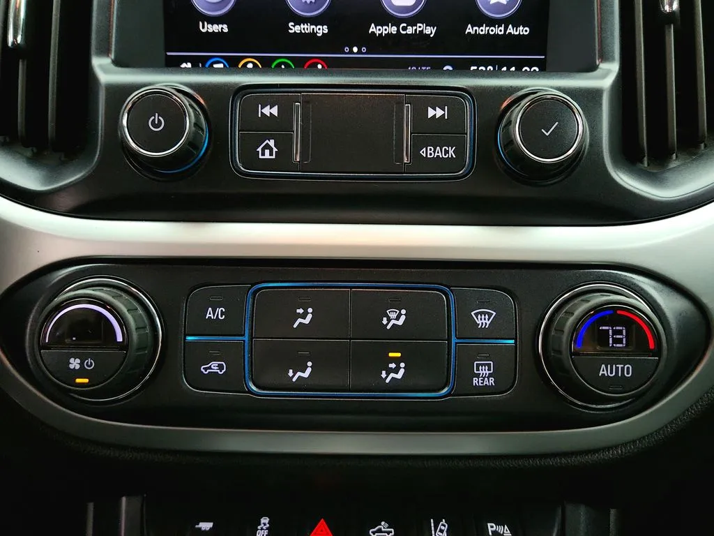 2019 Chevrolet Colorado LT - Photo 17