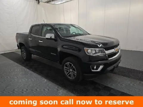 Black 2019 Chevrolet Colorado LT for sale in Gurnee, IL