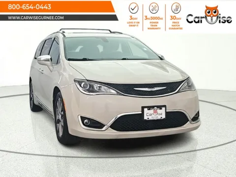 White 2020 Chrysler Pacifica Limited for sale in Gurnee, IL