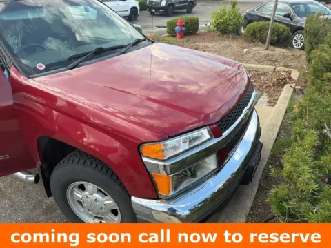 Red 2005 Chevrolet Colorado LS for sale in Gurnee, IL