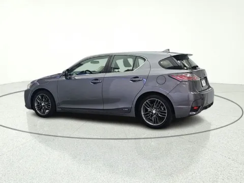 More photos of 2017 Lexus CT 200h at CarWise Gurnee, IL