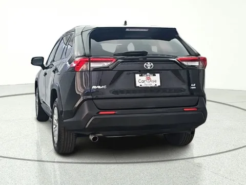 More photos of 2019 Toyota RAV4 LE at CarWise Gurnee, IL