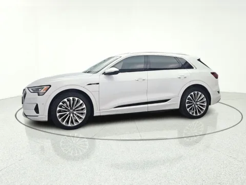 Another view of 2019 Audi e-tron Prestige for sale in Gurnee, IL at CarWise Gurnee
