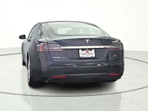 More photos of 2015 Tesla Model S 85D at CarWise Gurnee, IL