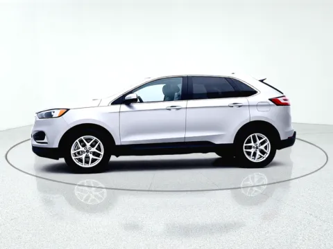 More photos of 2022 Ford Edge SEL at CarWise Gurnee, IL
