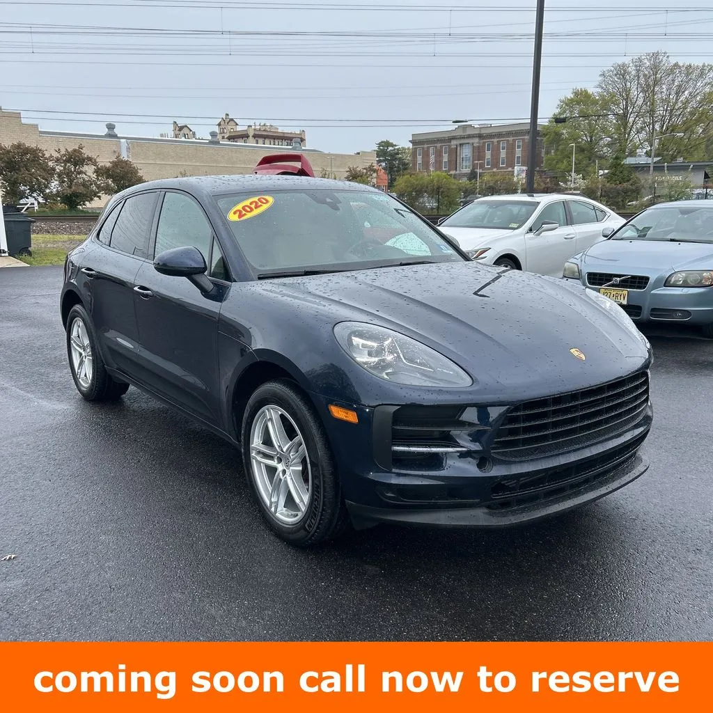 2020 Porsche Macan Base