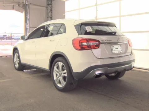 Photos of 2018 Mercedes-Benz GLA 250 for sale in Gurnee, IL at CarWise Gurnee