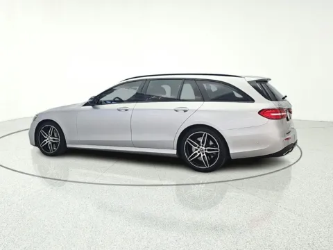 More photos of 2020 Mercedes-Benz E-Class E 450 at CarWise Gurnee, IL
