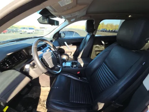 Another view of 2020 Land Rover Discovery Sport SE for sale in Gurnee, IL at CarWise Gurnee