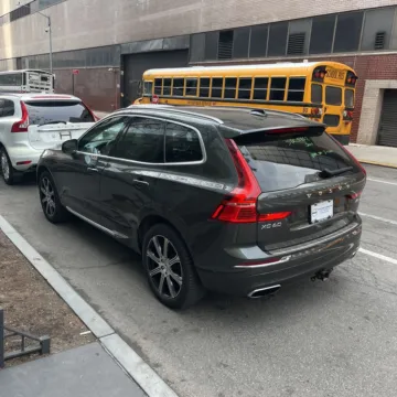 Photos of 2018 Volvo XC60 T6 Inscription for sale in Gurnee, IL at CarWise Gurnee