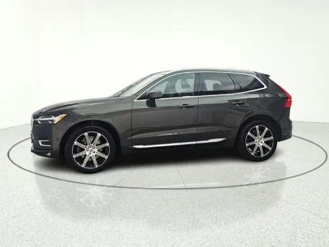 Another view of 2018 Volvo XC60 T6 Inscription for sale in Gurnee, IL at CarWise Gurnee