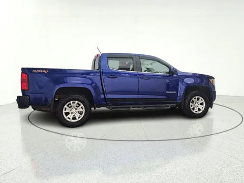 Another view of 2017 Chevrolet Colorado LT for sale in Gurnee, IL at CarWise Gurnee