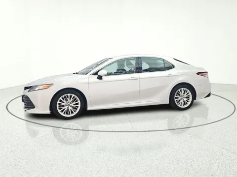 Another view of 2019 Toyota Camry XLE for sale in Gurnee, IL at CarWise Gurnee