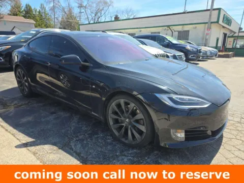 Blue 2018 Tesla Model S 75D for sale in Gurnee, IL