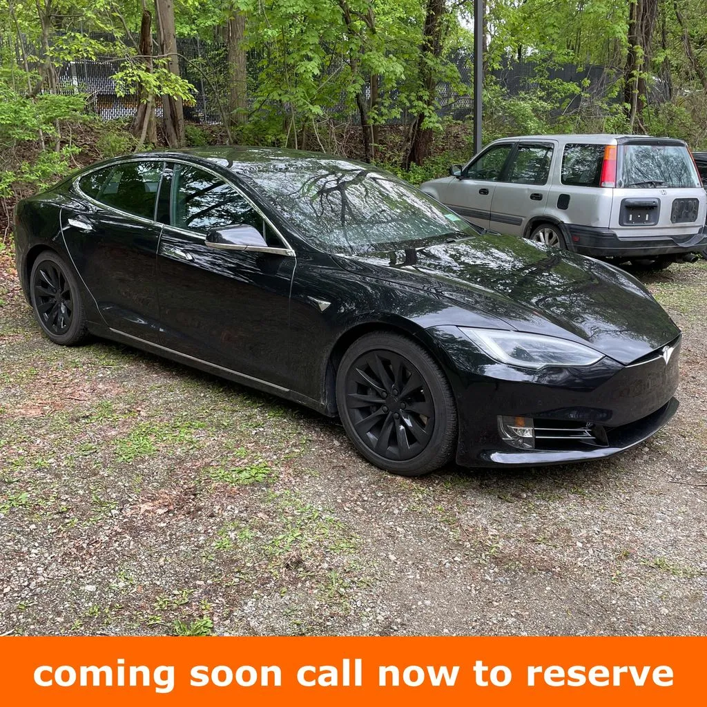 Blue 2018 Tesla Model S 75D for sale in Gurnee, IL