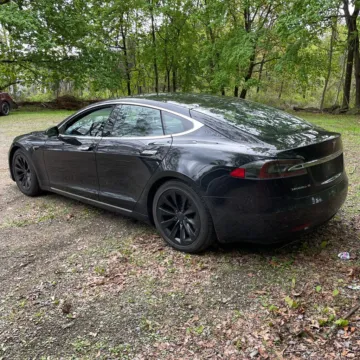 Photos of 2018 Tesla Model S 75D for sale in Gurnee, IL at CarWise Gurnee