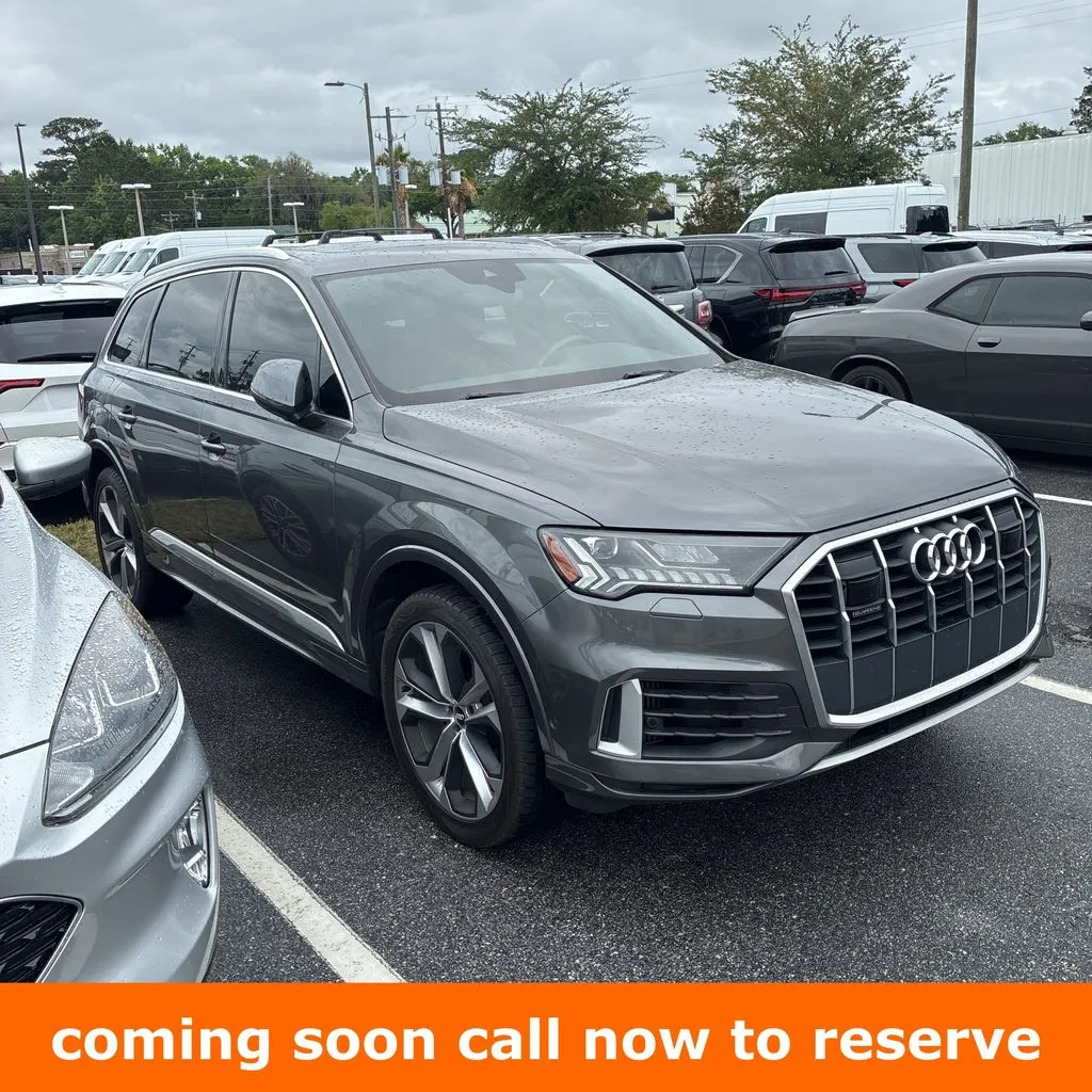 Gray 2020 Audi Q7 55 Premium Plus for sale in Gurnee, IL